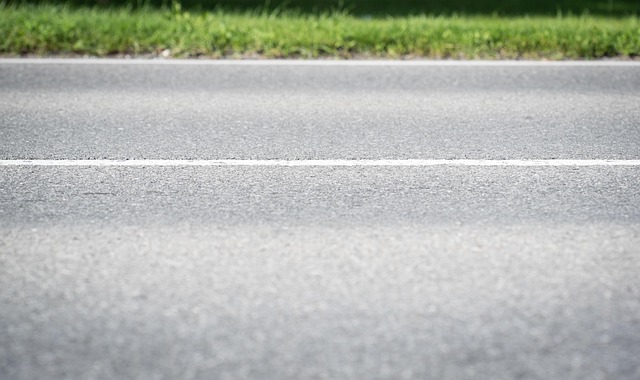 asphalt-640x480-40047250.jpeg