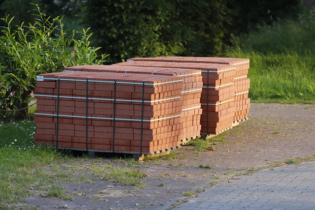 asphalt-paving-cost-albany-640x480-85715571.jpeg