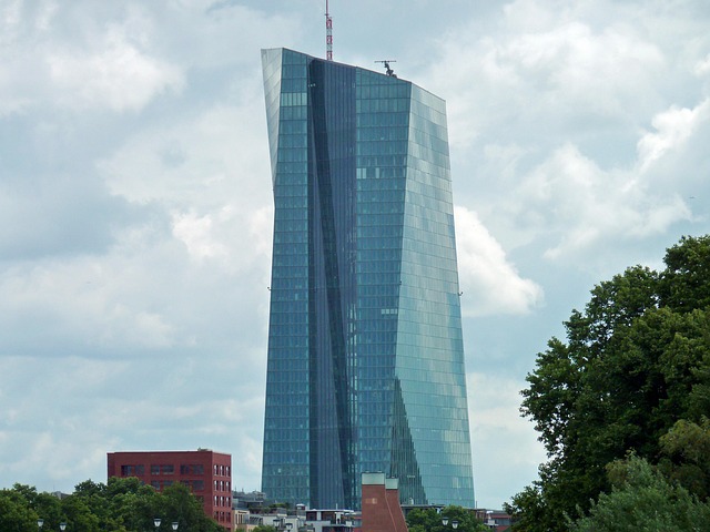 Latham NY Banks