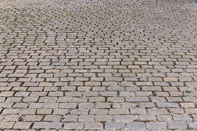 asphalt-paving-contractor-albany-640x480-66610994.jpeg