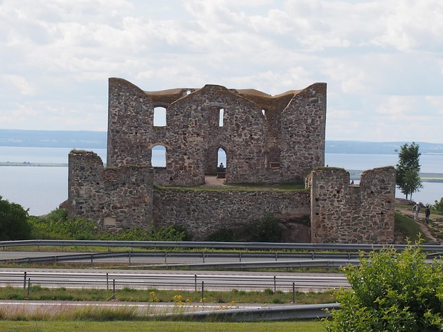 fort-ticonderoga-640x480-51899755.jpeg