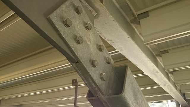 laminated-wood-beams-for-construction-640x480-94206044.jpeg