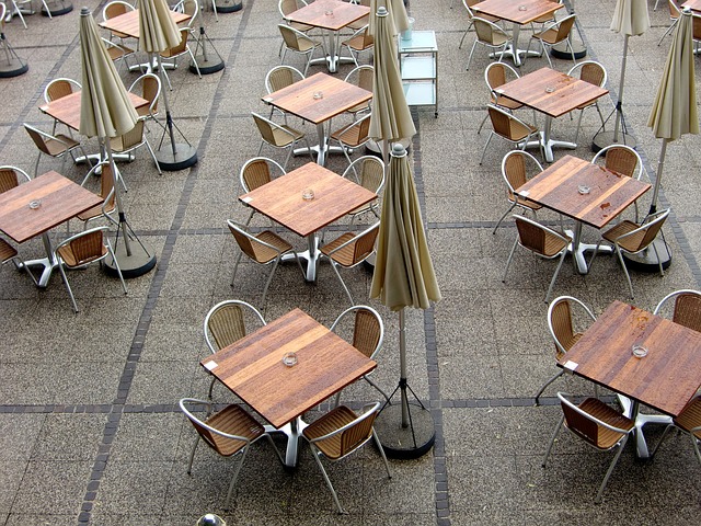 Outdoor seating Saratoga Springs restaurants