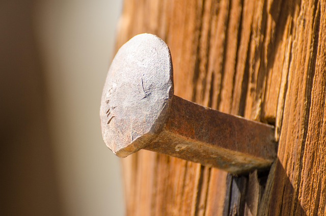 Glue Laminated Beam vs. Engineered Wood Beam