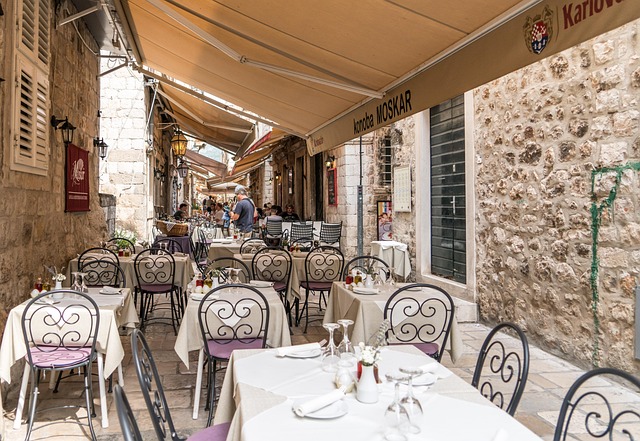 Saratoga Springs Restaurants with Outdoor Seating
