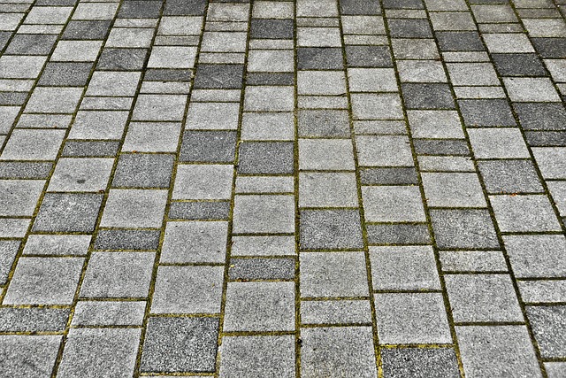 concrete-paving-640x480-85412150.jpeg