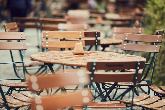 Outdoor seating Saratoga Springs restaurants