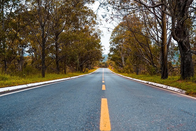 asphalt-640x480-8385227.jpeg