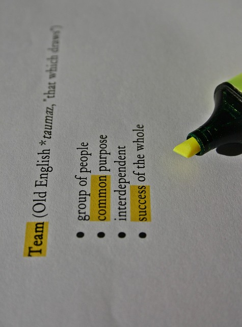 glue-laminated-beam-definition-640x480-43252349.jpeg