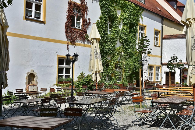 Outdoor seating Saratoga Springs restaurants