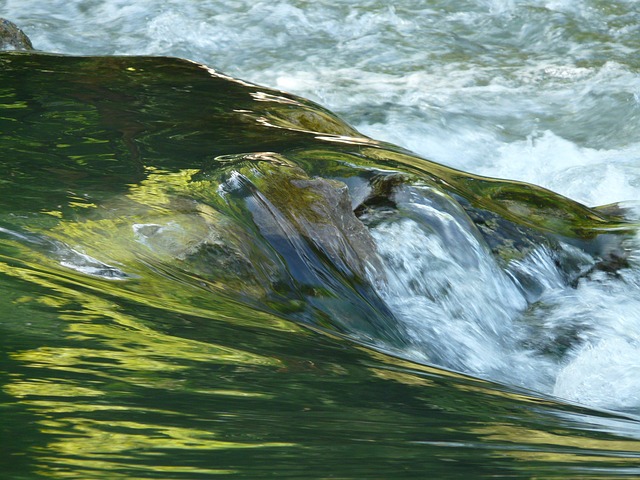 water-extraction-640x480-10070750.jpeg
