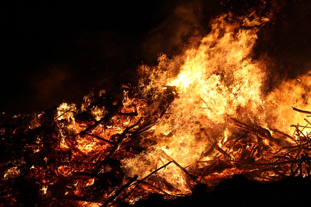 fire-restoration-640x480-38562509.jpeg
