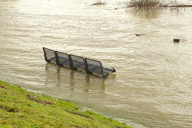 flood-cleanup-640x480-73836917.jpeg