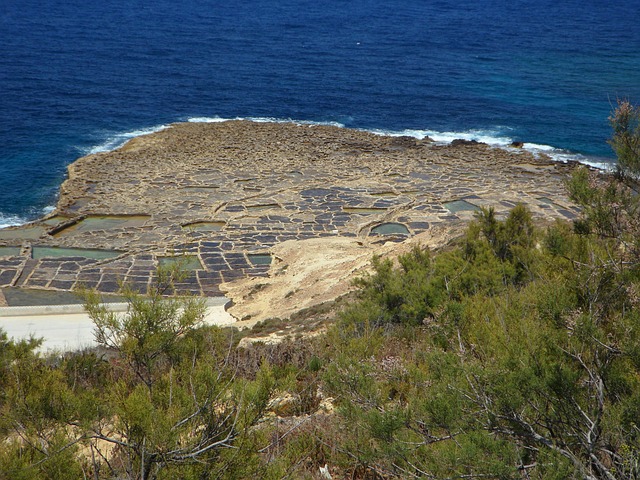 water-extraction-640x480-67799693.jpeg
